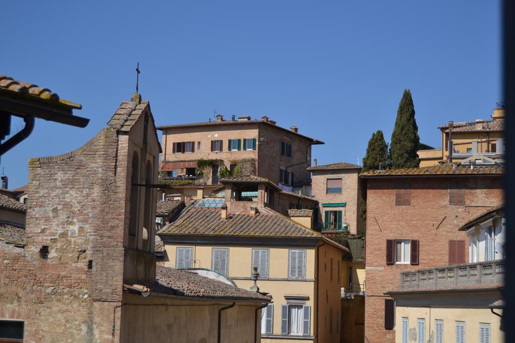 ホテル La Casa Di Antonella シエーナ エクステリア 写真