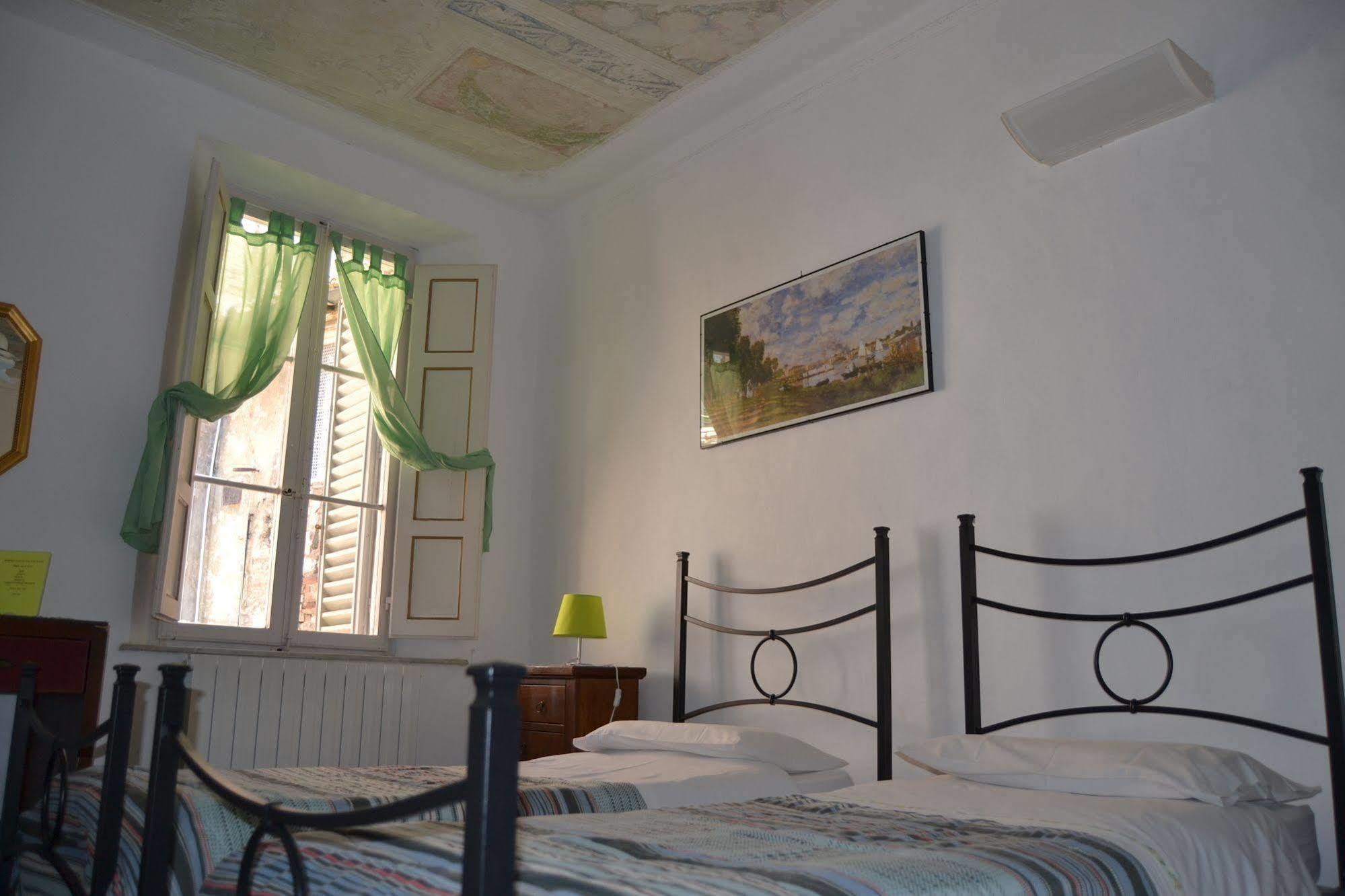 ホテル La Casa Di Antonella シエーナ エクステリア 写真