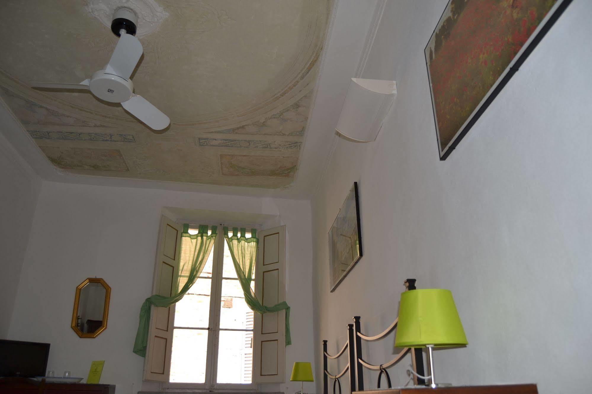 ホテル La Casa Di Antonella シエーナ エクステリア 写真