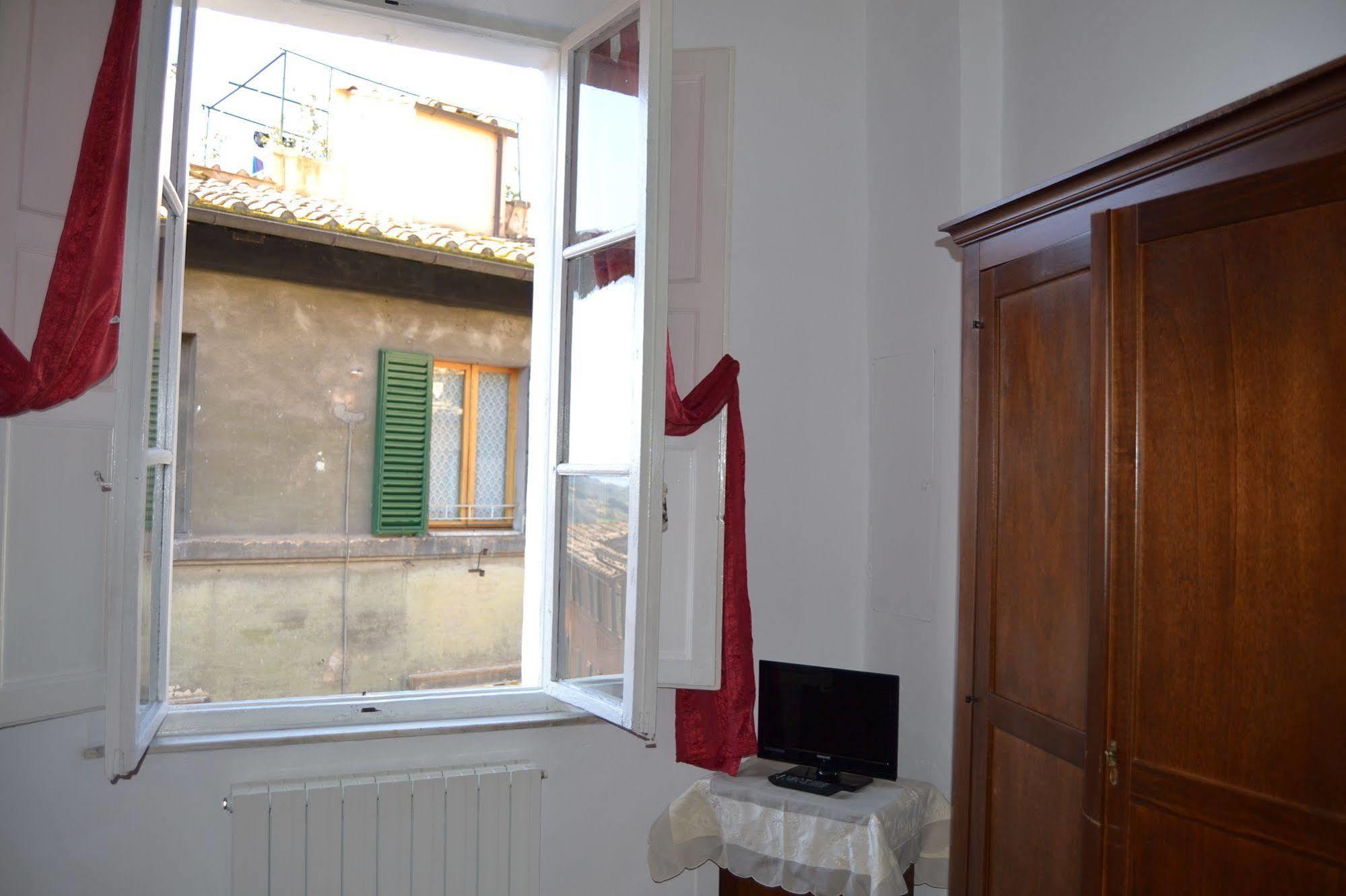 ホテル La Casa Di Antonella シエーナ エクステリア 写真
