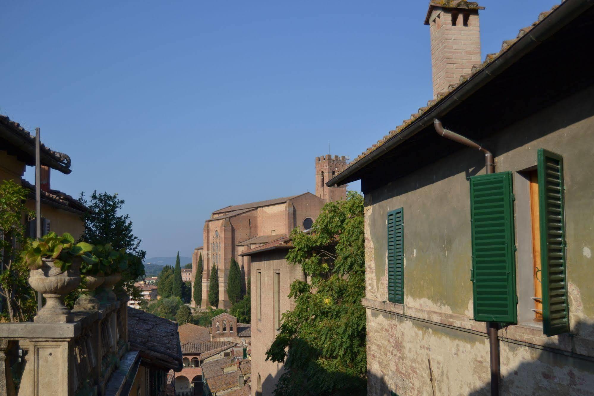ホテル La Casa Di Antonella シエーナ エクステリア 写真