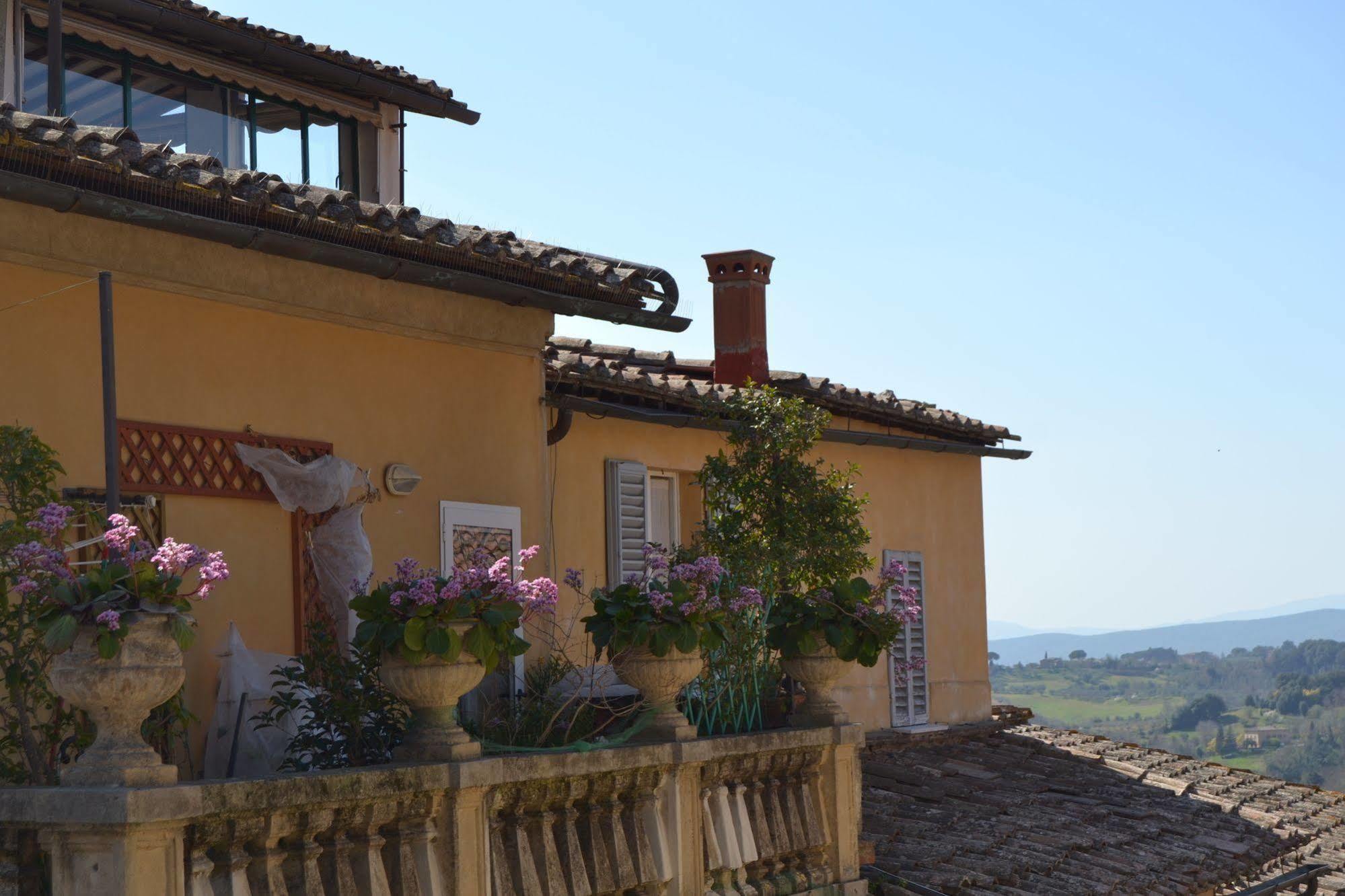 ホテル La Casa Di Antonella シエーナ エクステリア 写真